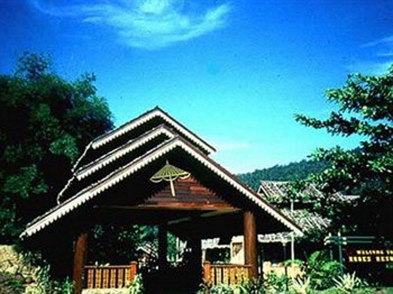 Rooks Holiday Hotel & Resort Mae Hong Son Exterior photo