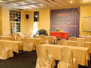 Rooks Holiday Hotel & Resort Mae Hong Son Exterior photo