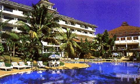 Rooks Holiday Hotel & Resort Mae Hong Son Exterior photo